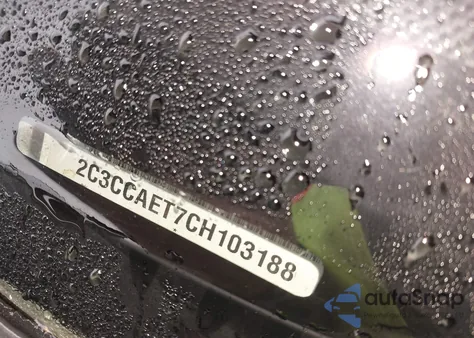 2012 Chrysler 300C из США, поврежденный, VIN 2C3CCAET7CH103188